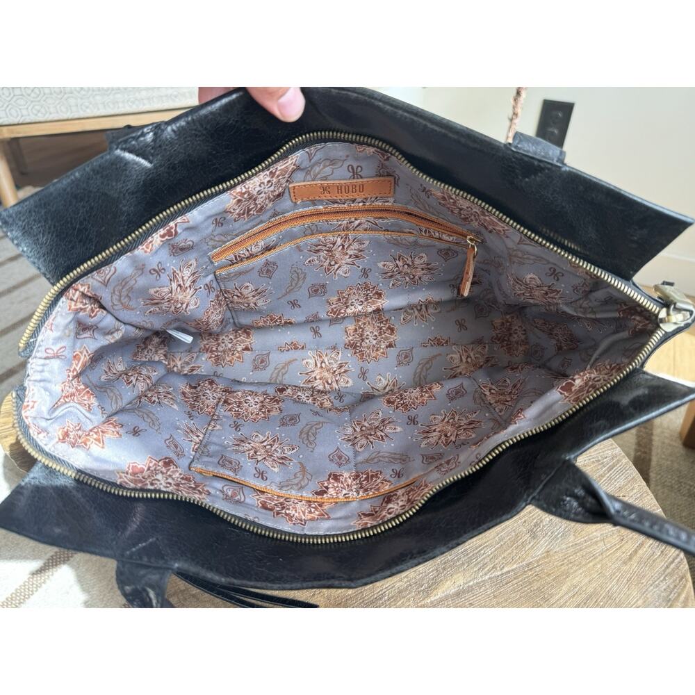 Hobo Seeker Borne Black Crackled Leather Purse Tassel Hob - Picture 14 of 16